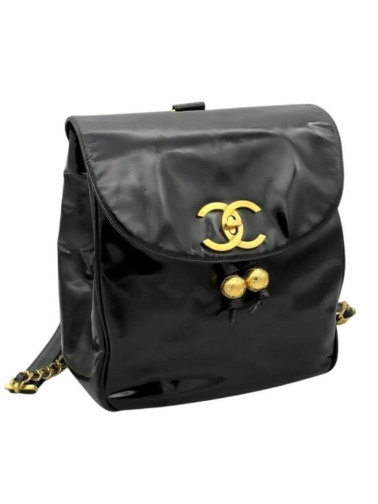 Chanel CC Vintage Backpack Bag Patent Leather Black Turnlock Chain main image 10